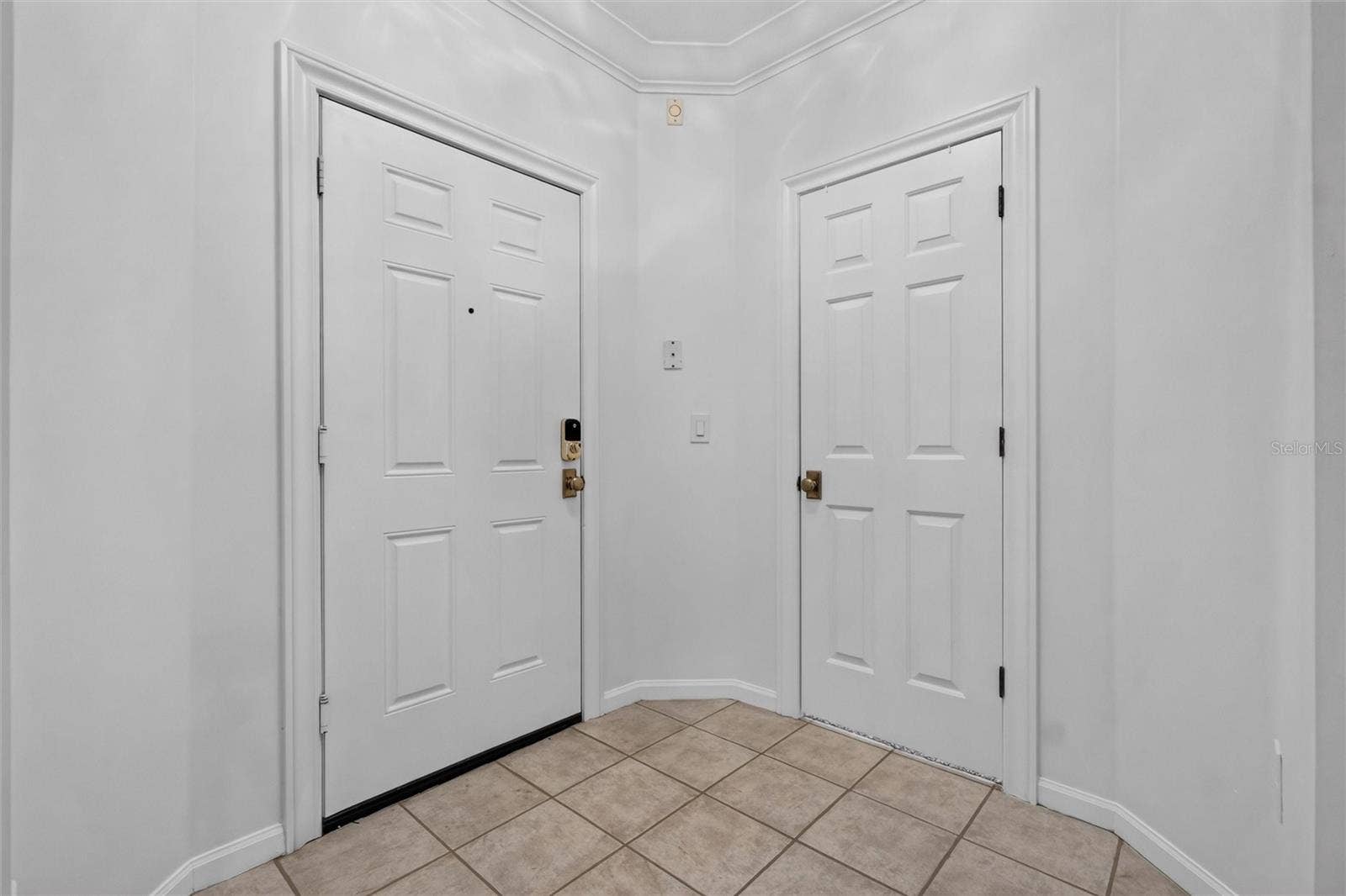460 WATER STREET, #460, Celebration, FL 34747 Foyer + Closet