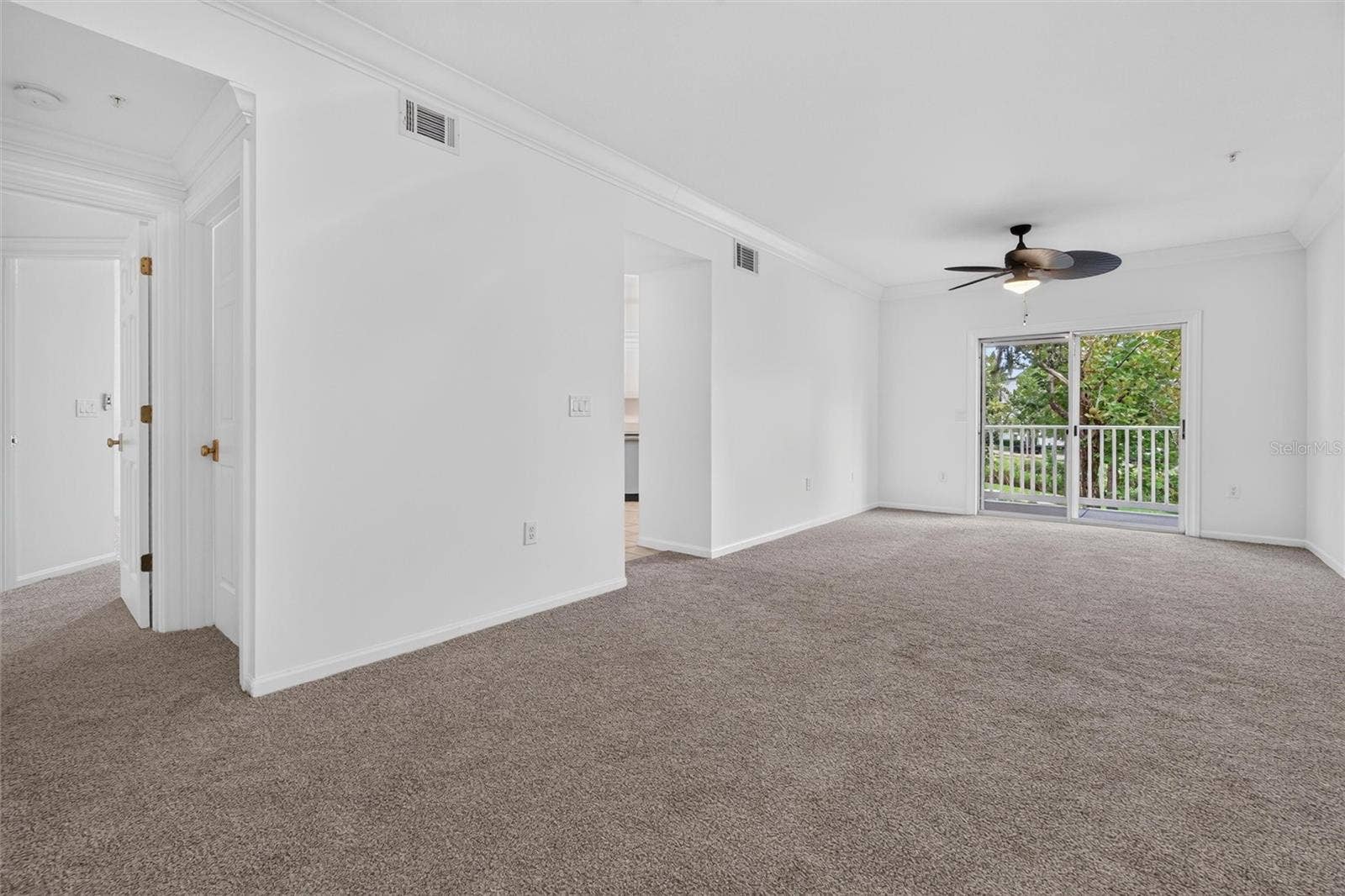 460 WATER STREET, #460, Celebration, FL 34747 Dining / Living