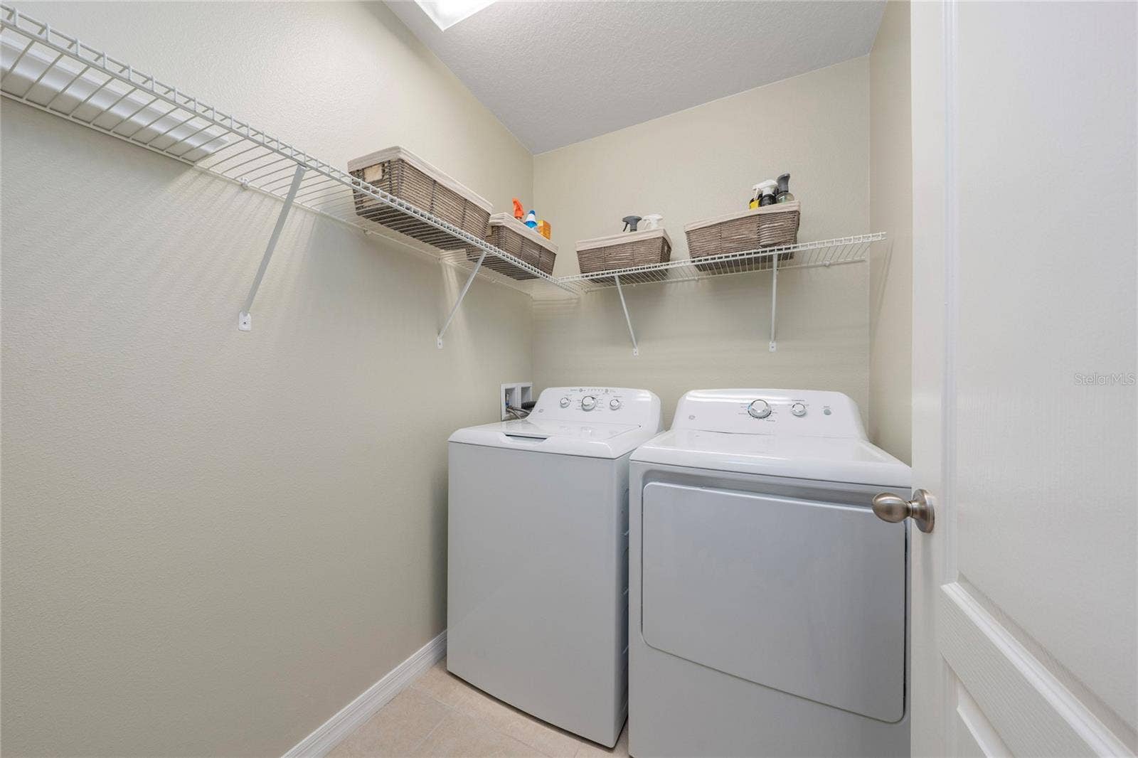 2227 CASPIAN DRIVE, Lakeland, FL 33805 2227 CASPIAN DRIVE, Lakeland, FL 33805