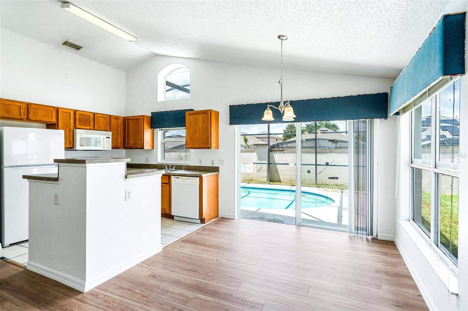 2981 KOKOMO LOOP, Haines City, FL 33844 2981 KOKOMO LOOP, Haines City, FL 33844