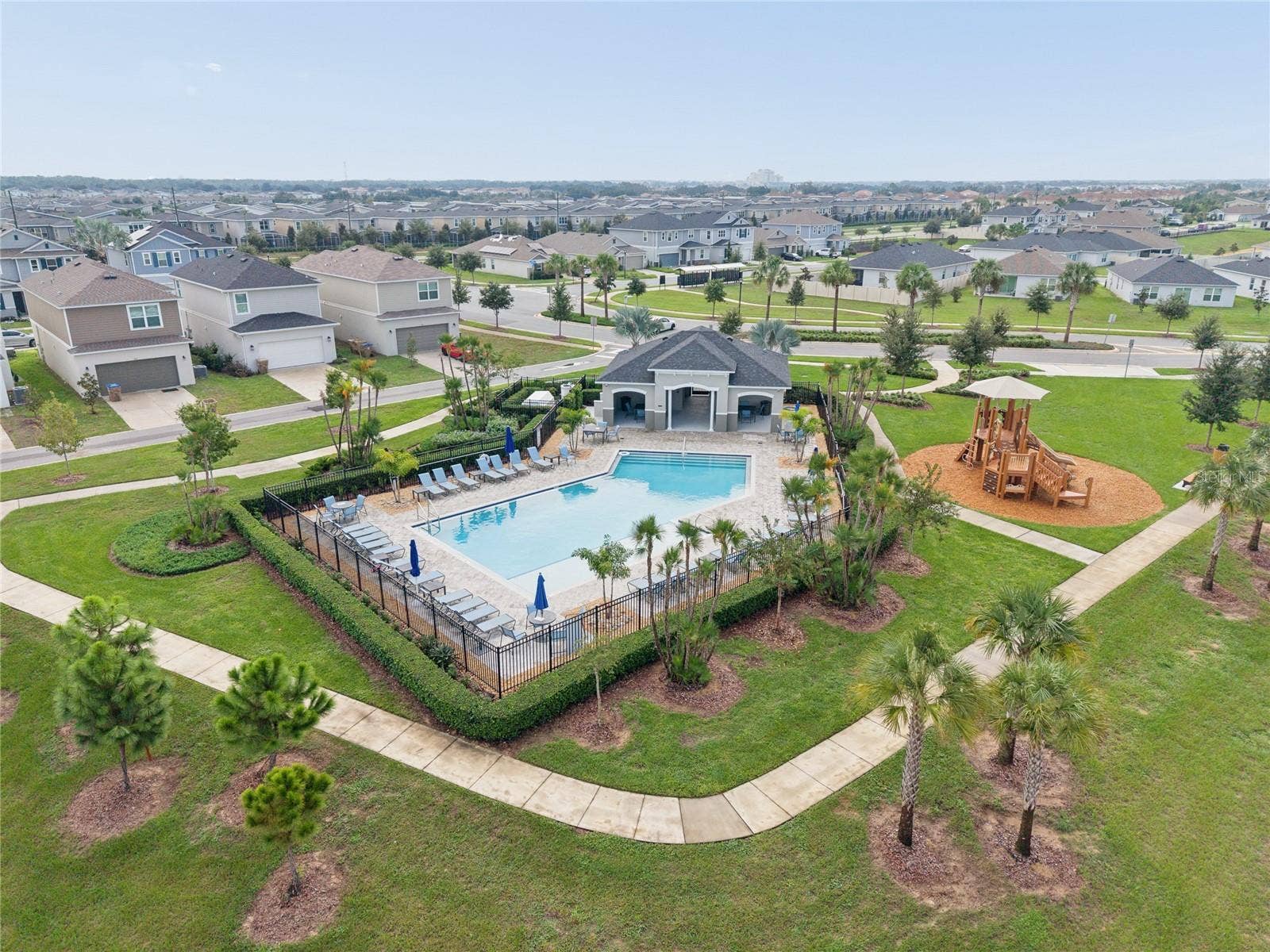 9113 HOOTON WAY, Davenport, FL 33896 9113 HOOTON WAY, Davenport, FL 33896