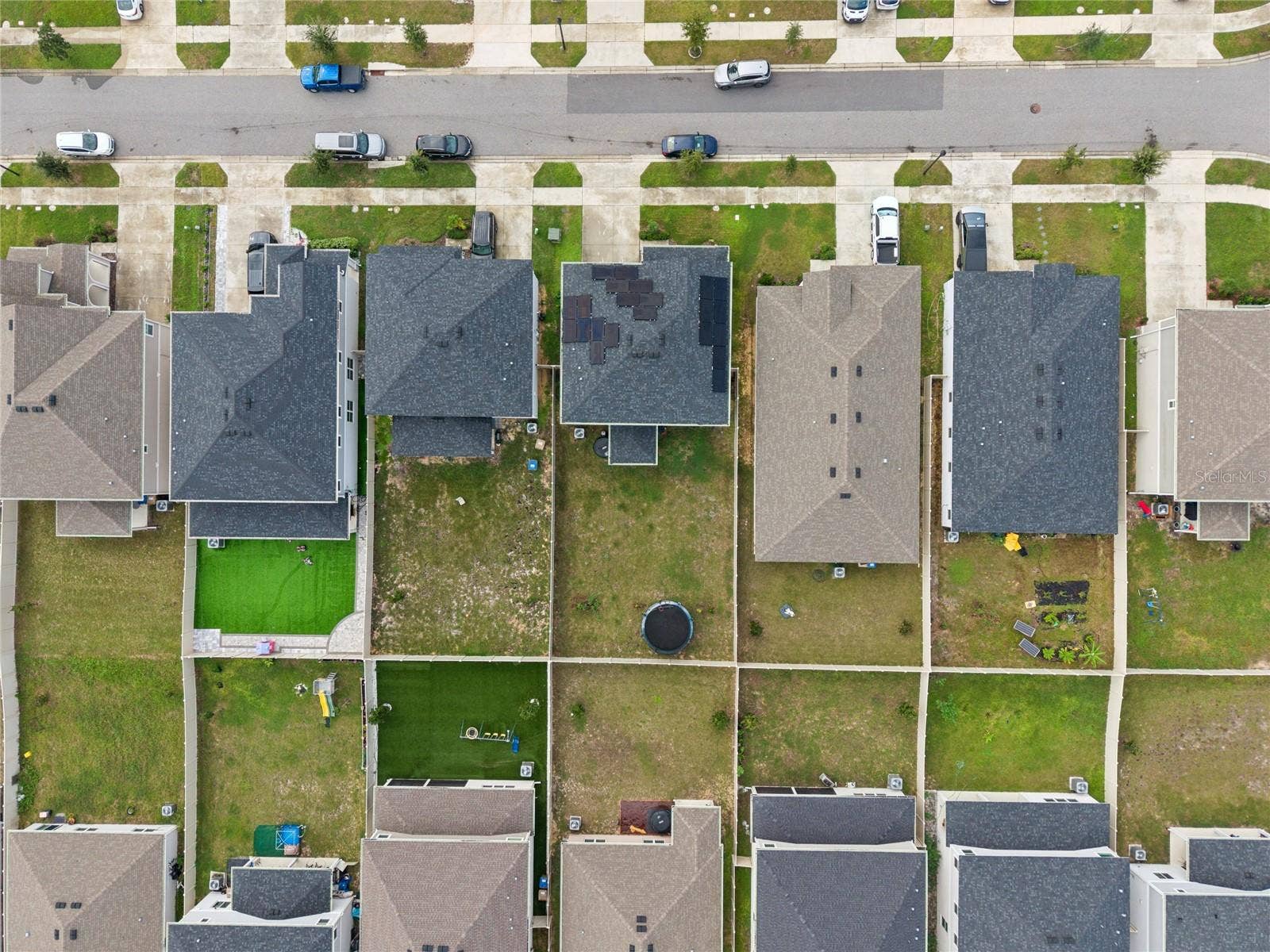 9113 HOOTON WAY, Davenport, FL 33896 9113 HOOTON WAY, Davenport, FL 33896