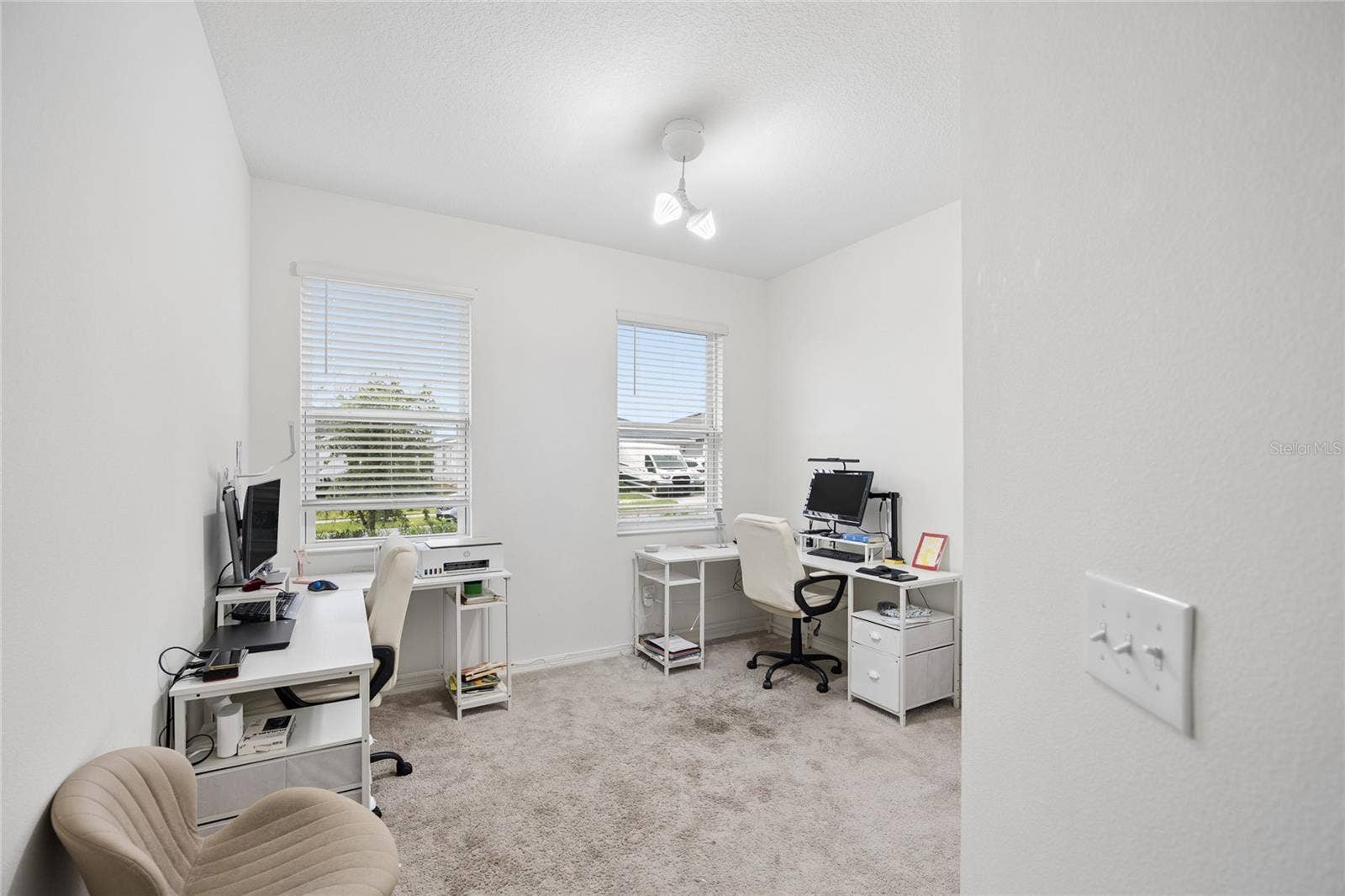 9113 HOOTON WAY, Davenport, FL 33896 9113 HOOTON WAY, Davenport, FL 33896