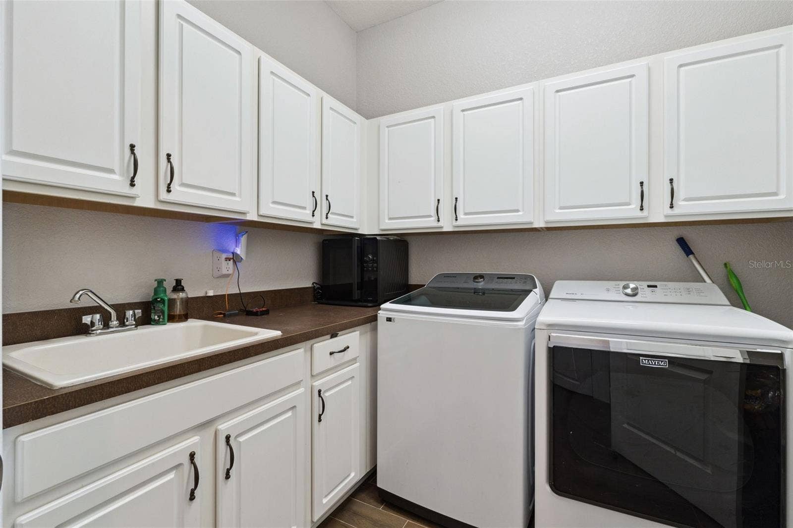 10919 MOBBERLEY CIRCLE, Orlando, FL 32832