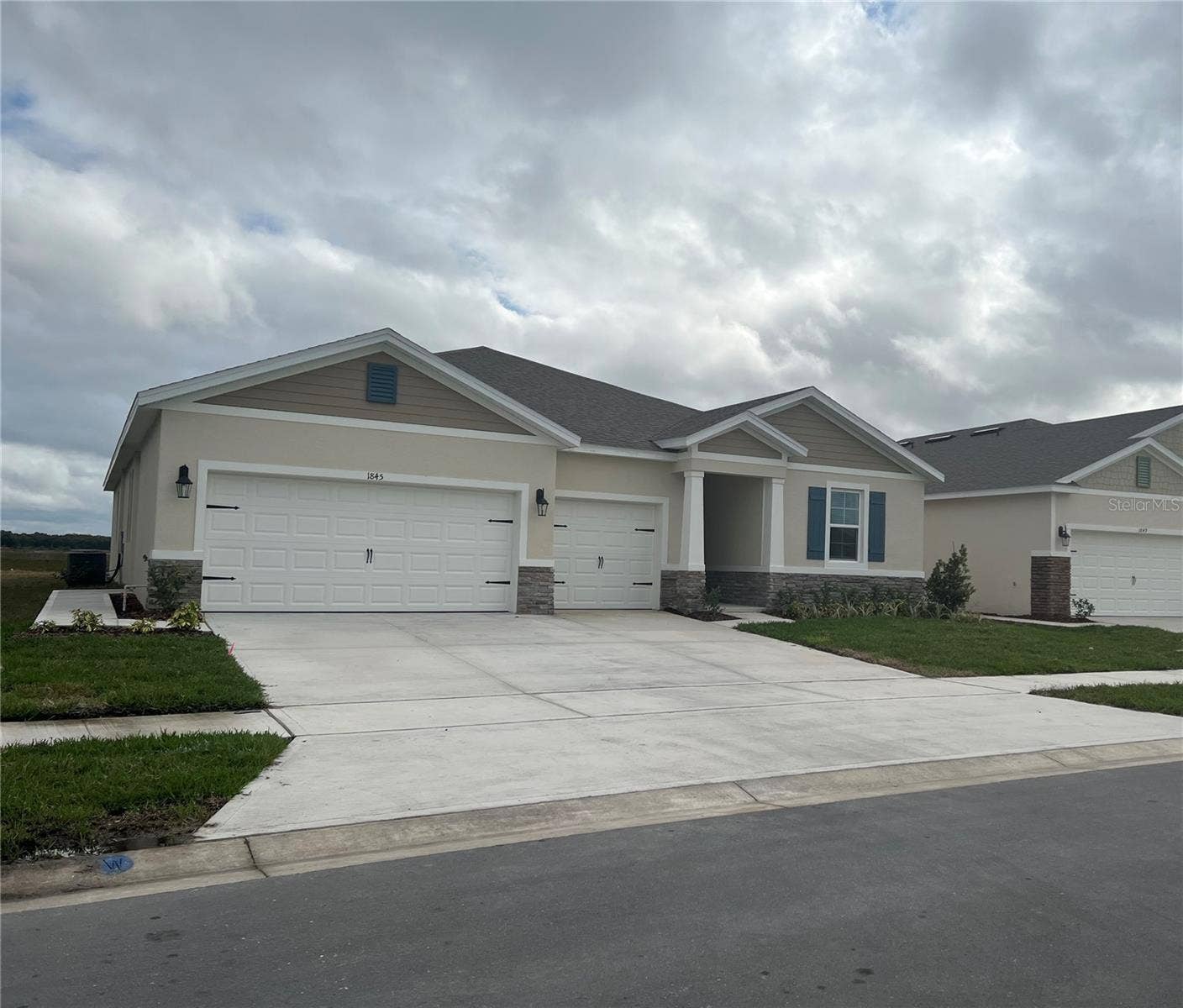 Kissimmee, FL 34744 Kissimmee, FL 34744