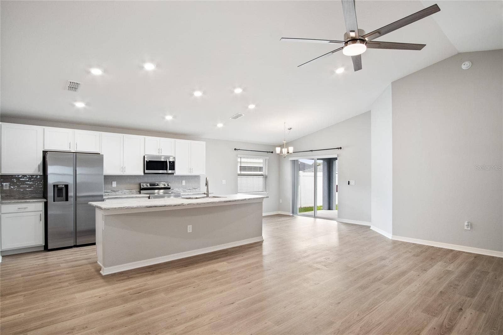 1075 TROPEA LANE, Auburndale, FL 33823 1075 TROPEA LANE, Auburndale, FL 33823