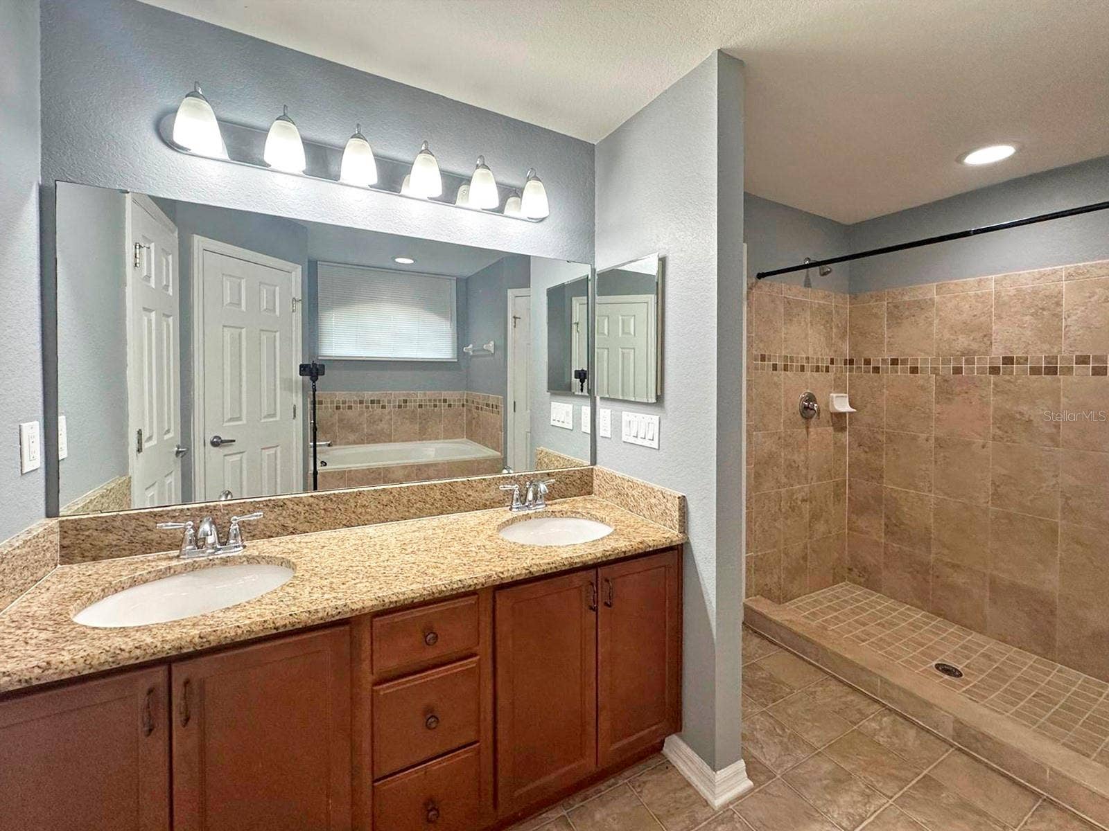 3051 GOLDEN EAGLE WAY, Haines City, FL 33844 3051 GOLDEN EAGLE WAY, Haines City, FL 33844