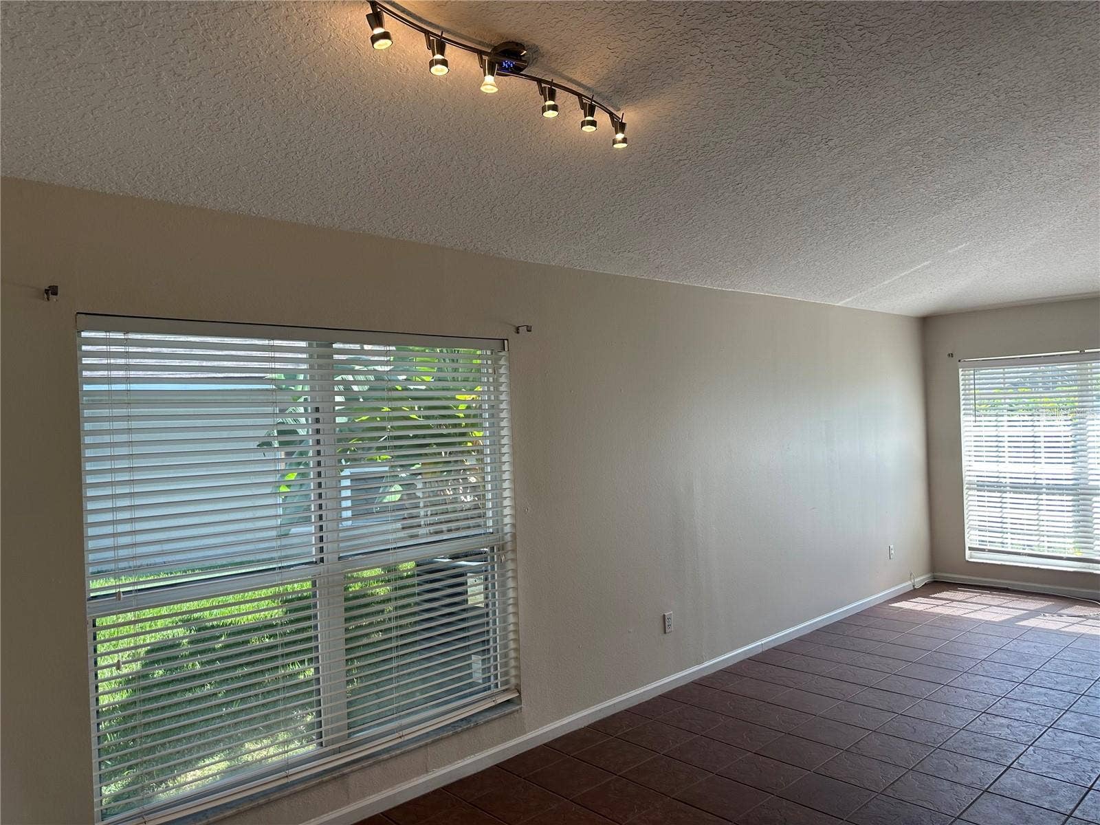 3227 HERONS POINT CIRCLE, Kissimmee, FL 34741 3227 HERONS POINT CIRCLE, Kissimmee, FL 34741