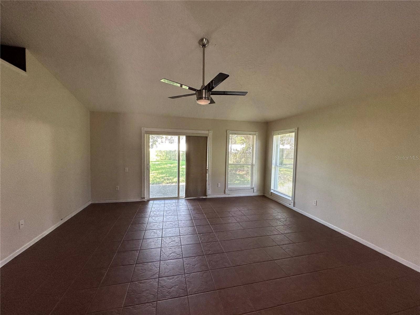3227 HERONS POINT CIRCLE, Kissimmee, FL 34741 3227 HERONS POINT CIRCLE, Kissimmee, FL 34741