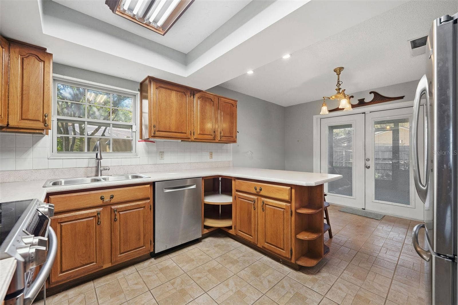 2353 BAYSWATER COURT, Orlando, FL 32837 2353 BAYSWATER COURT, Orlando, FL 32837