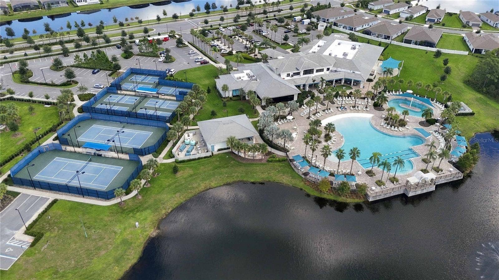 Clubhouse,Tennis,Pickleball Courts and Dogpark