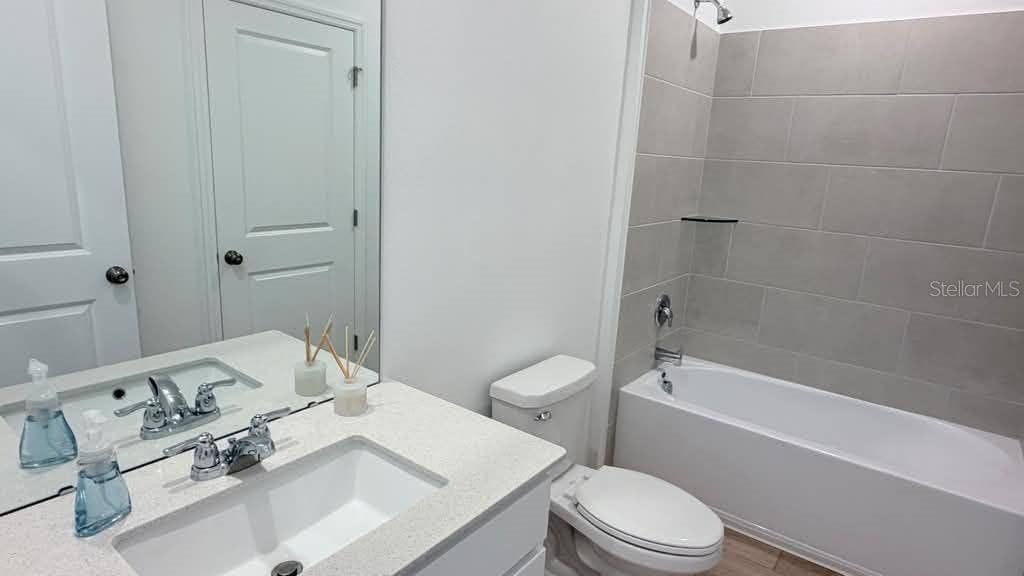 4389 VIBERNUM AVENUE, St Cloud, FL 34772