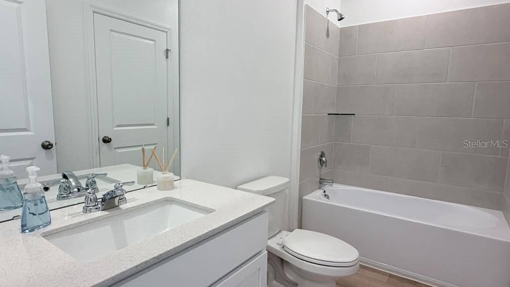 4389 VIBERNUM AVENUE, St Cloud, FL 34772