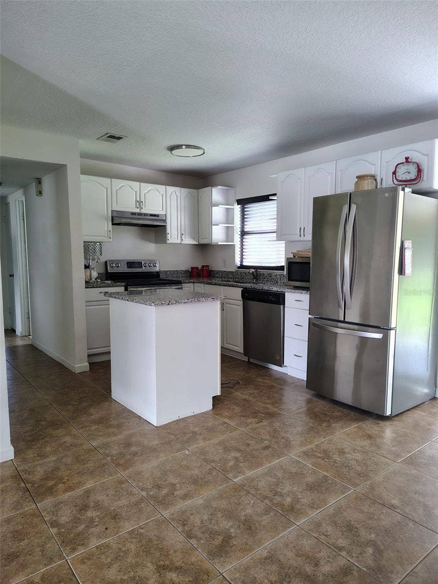 1700 MONA AVENUE, Ocoee, FL 34761