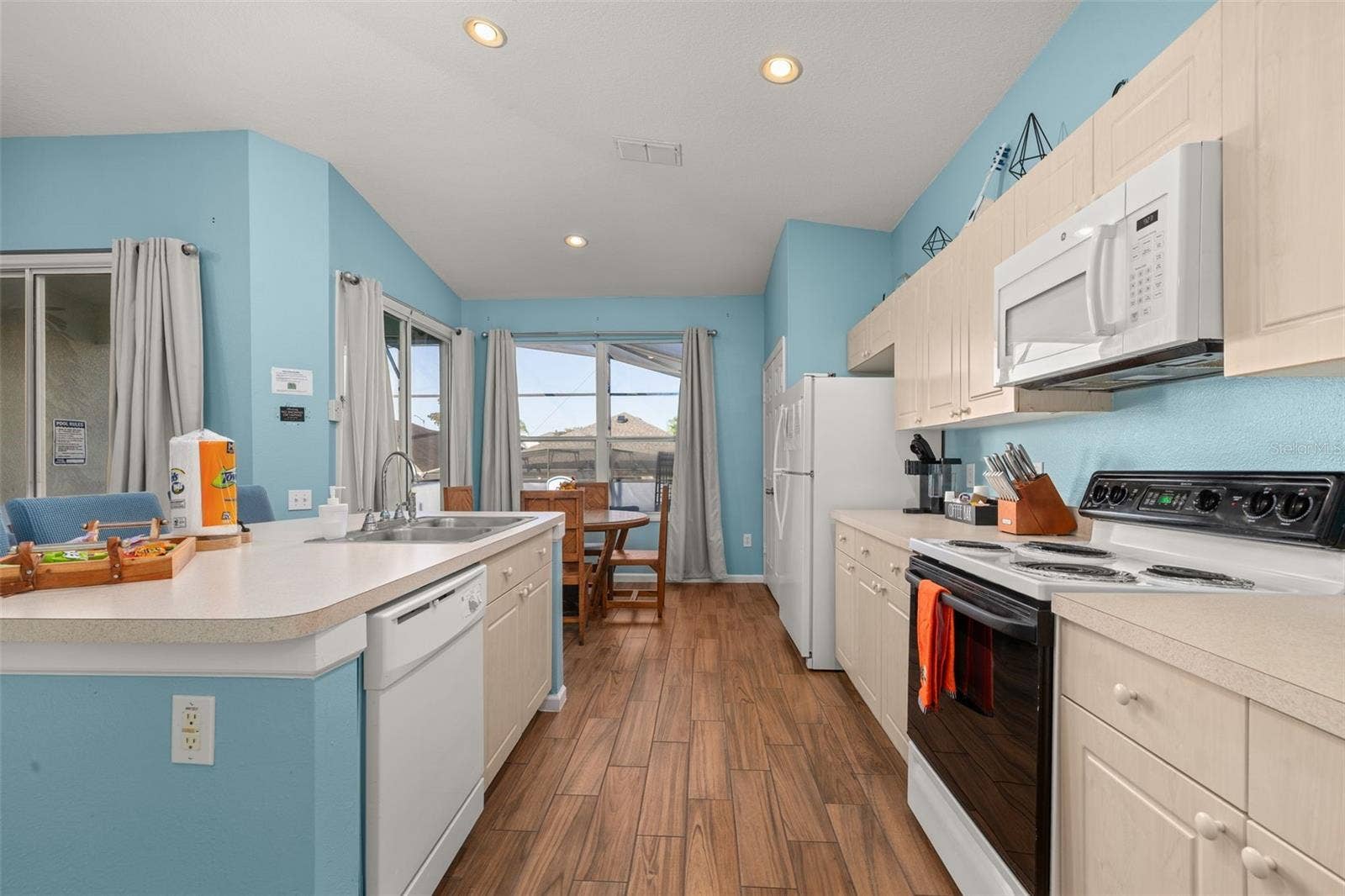 2246 WYNDHAM PALMS WAY, Kissimmee, FL 34747 2246 WYNDHAM PALMS WAY, Kissimmee, FL 34747