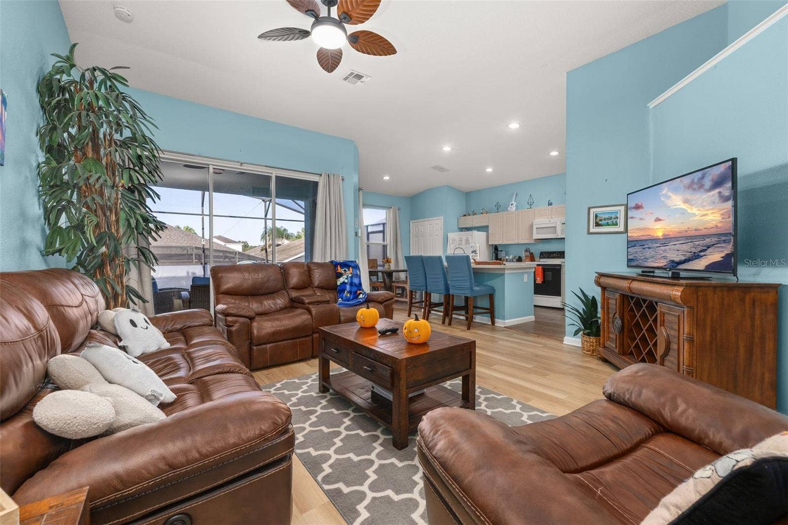 2246 WYNDHAM PALMS WAY, Kissimmee, FL 34747 2246 WYNDHAM PALMS WAY, Kissimmee, FL 34747