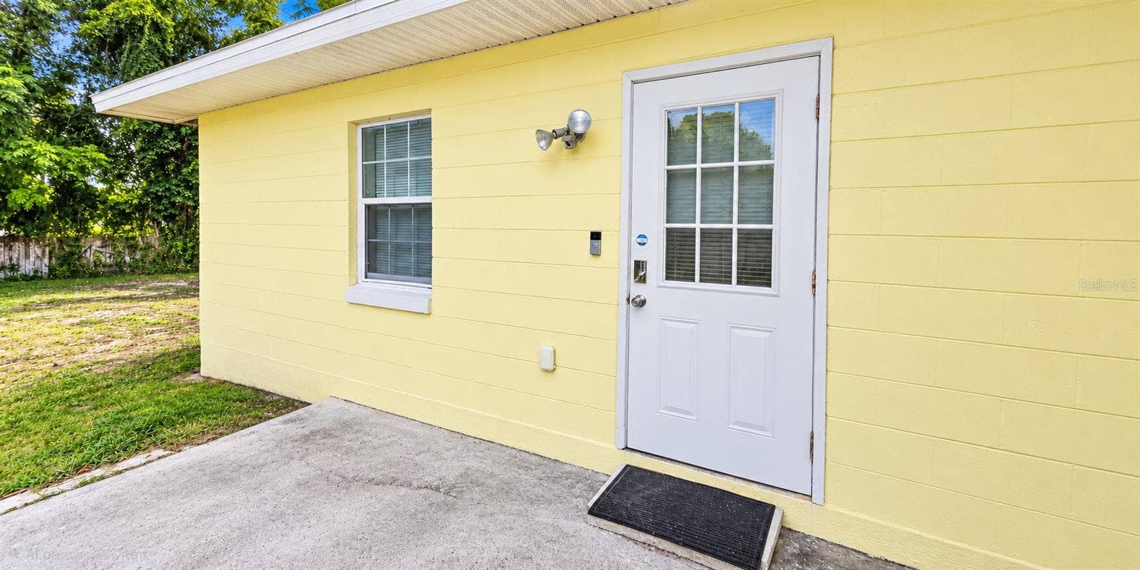 703 AVENUE L SE, Winter Haven, FL 33880 703 AVENUE L SE, Winter Haven, FL 33880
