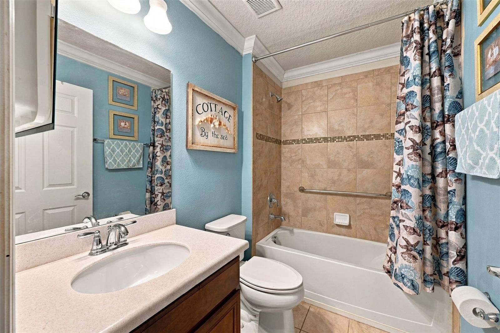 536 GRANDE DRIVE, Davenport, FL 33837 Bathroom #3- 2nd floor