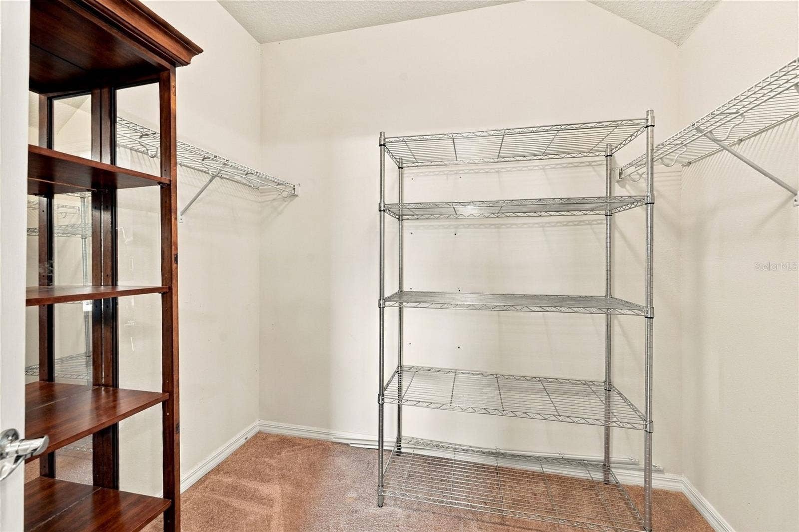 536 GRANDE DRIVE, Davenport, FL 33837 Primary Closet