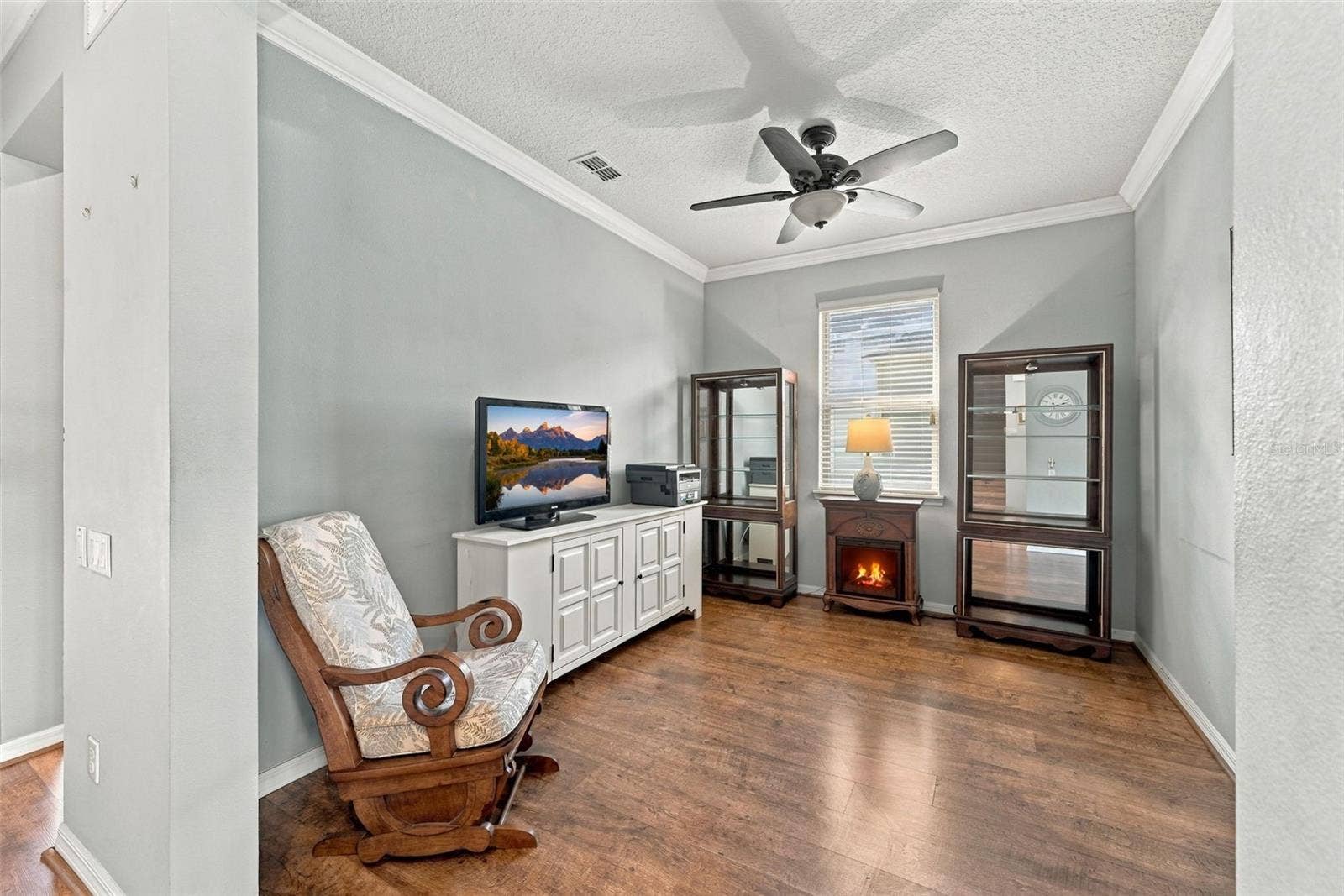 536 GRANDE DRIVE, Davenport, FL 33837 Office/Den - 1st Floor