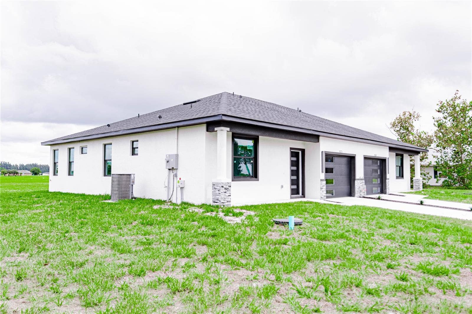 8269 - 8271 COZUMEL LANE, Sebring, FL 33876 8269 - 8271 COZUMEL LANE, Sebring, FL 33876