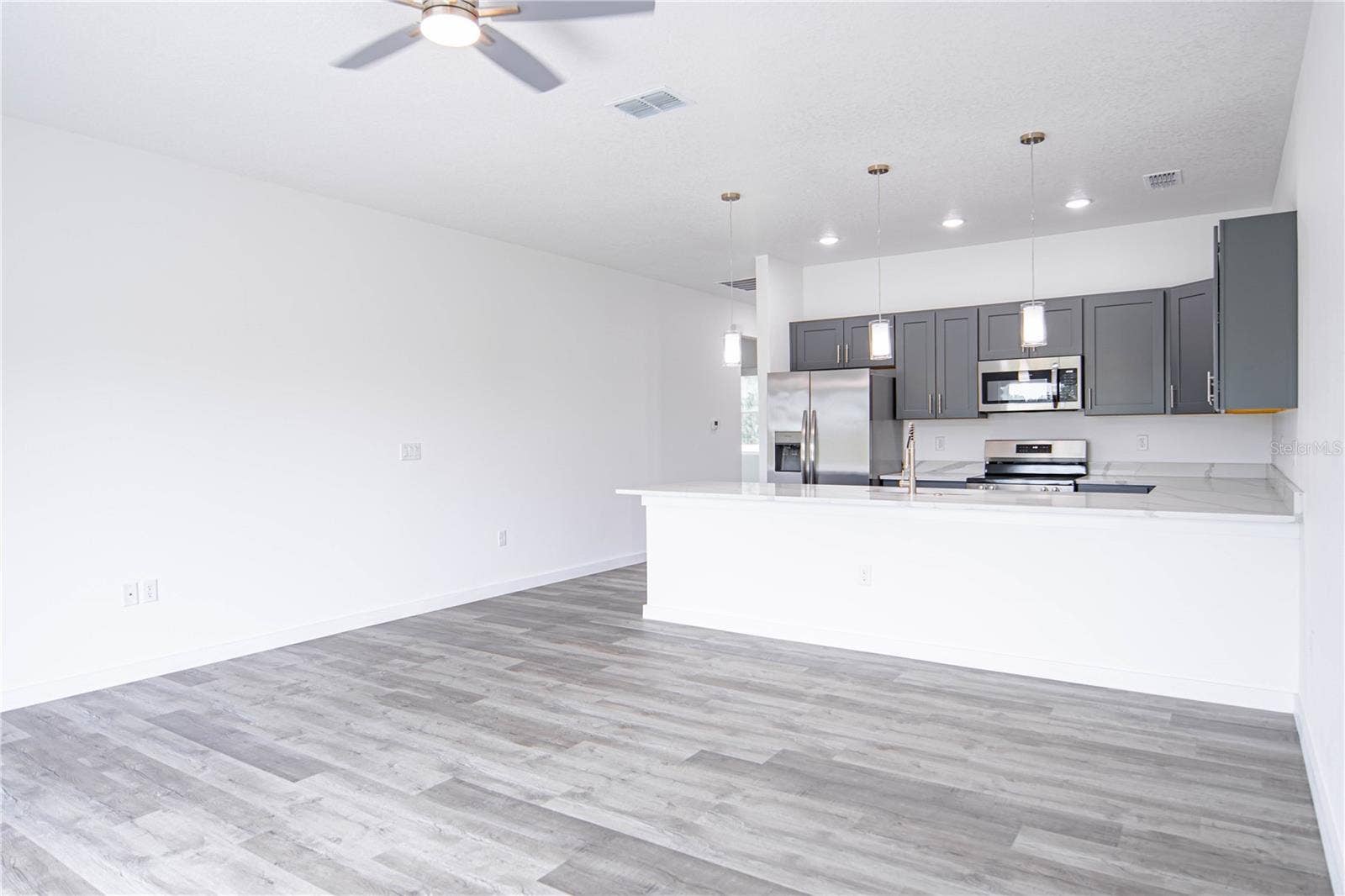 8269 - 8271 COZUMEL LANE, Sebring, FL 33876 8269 - 8271 COZUMEL LANE, Sebring, FL 33876