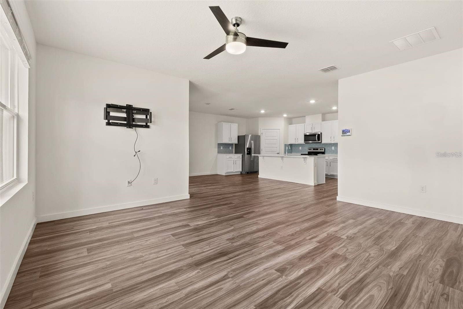 5154 TANA TERRACE, St Cloud, FL 34772 5154 TANA TERRACE, St Cloud, FL 34772