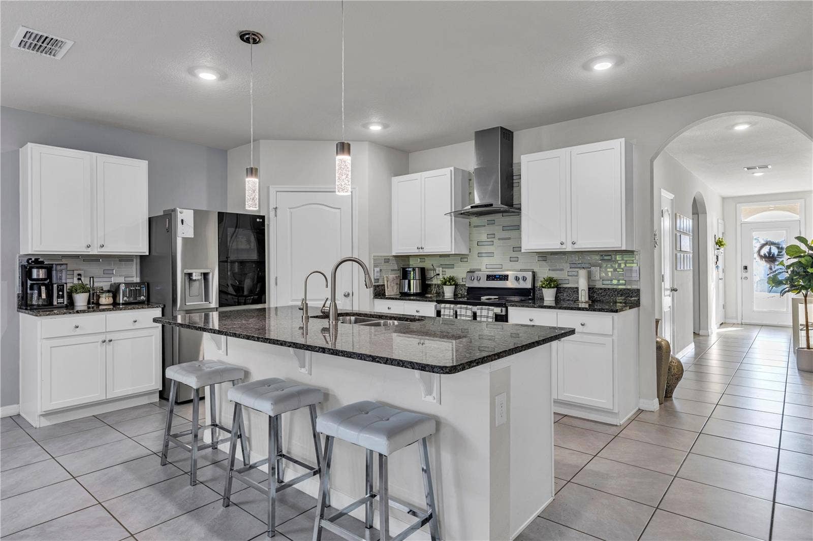 9691 BLACK WALNUT DRIVE, Clermont, FL 34715 9691 BLACK WALNUT DRIVE, Clermont, FL 34715