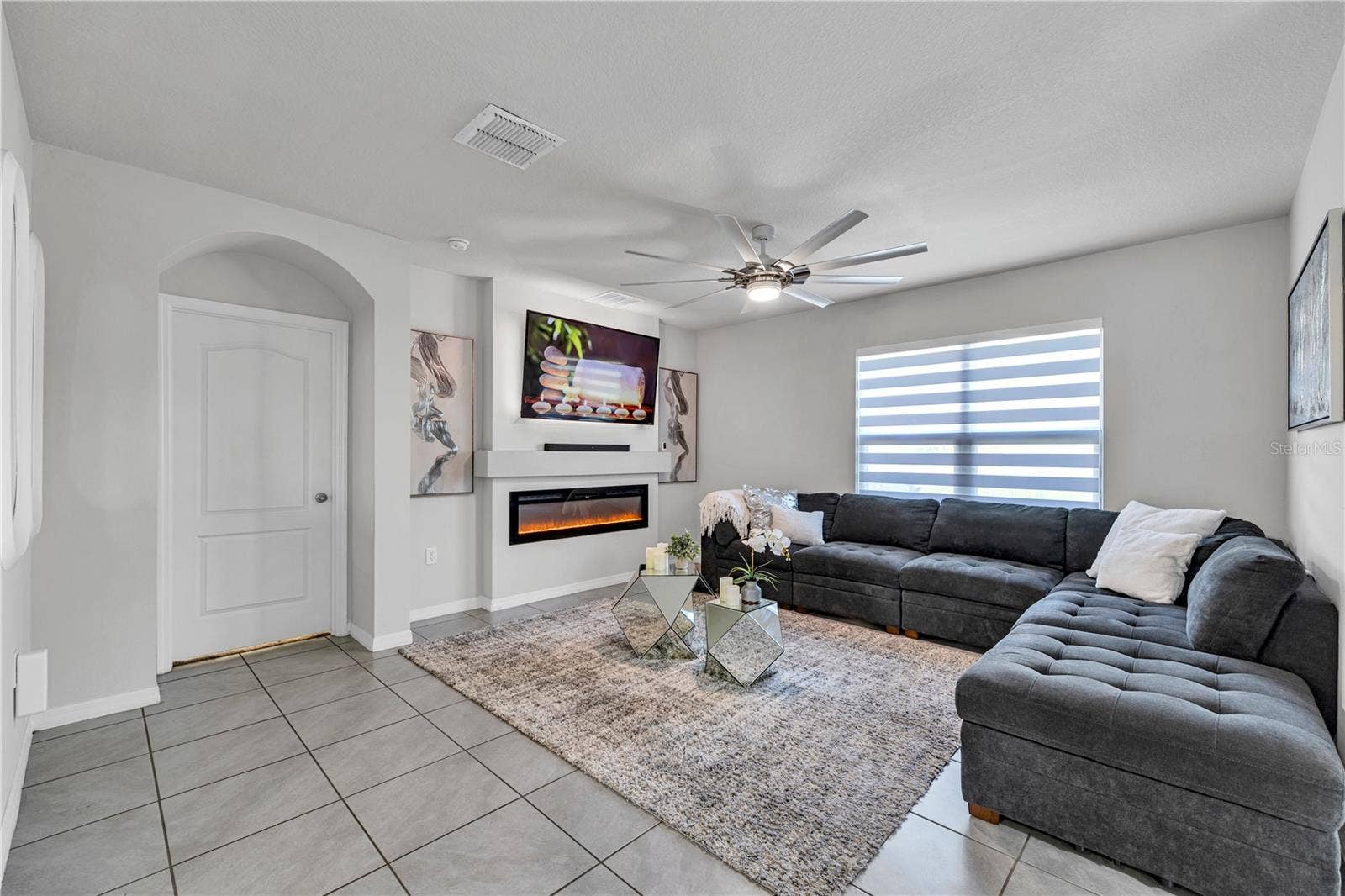 9691 BLACK WALNUT DRIVE, Clermont, FL 34715 9691 BLACK WALNUT DRIVE, Clermont, FL 34715