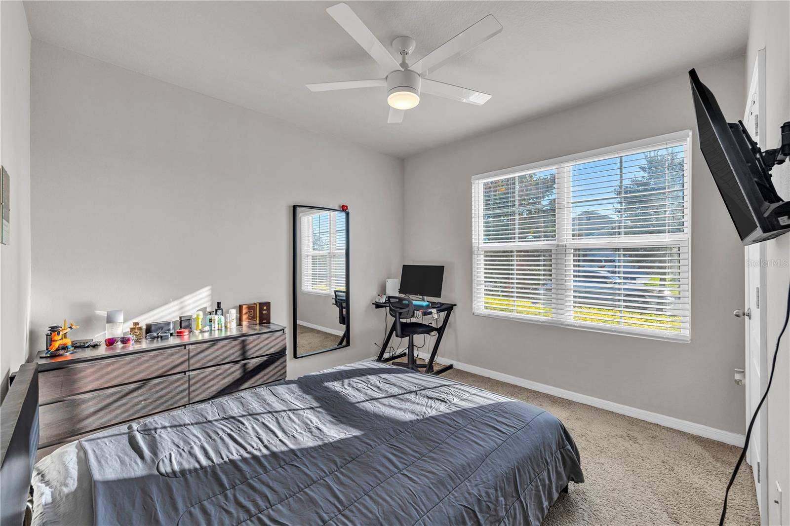 9691 BLACK WALNUT DRIVE, Clermont, FL 34715 9691 BLACK WALNUT DRIVE, Clermont, FL 34715