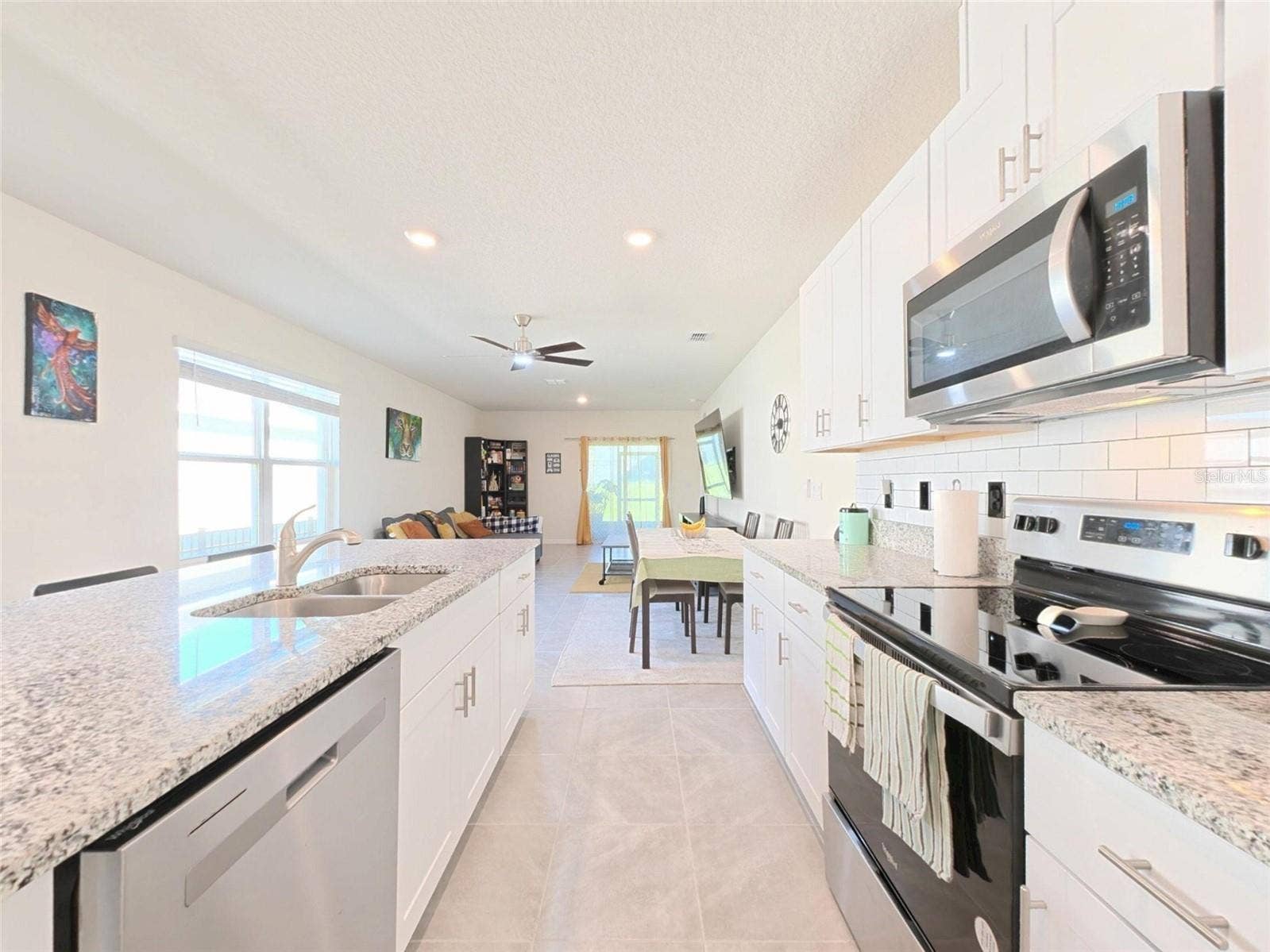 402 CHARLOTTE WAY, Deland, FL 32724 402 CHARLOTTE WAY, Deland, FL 32724