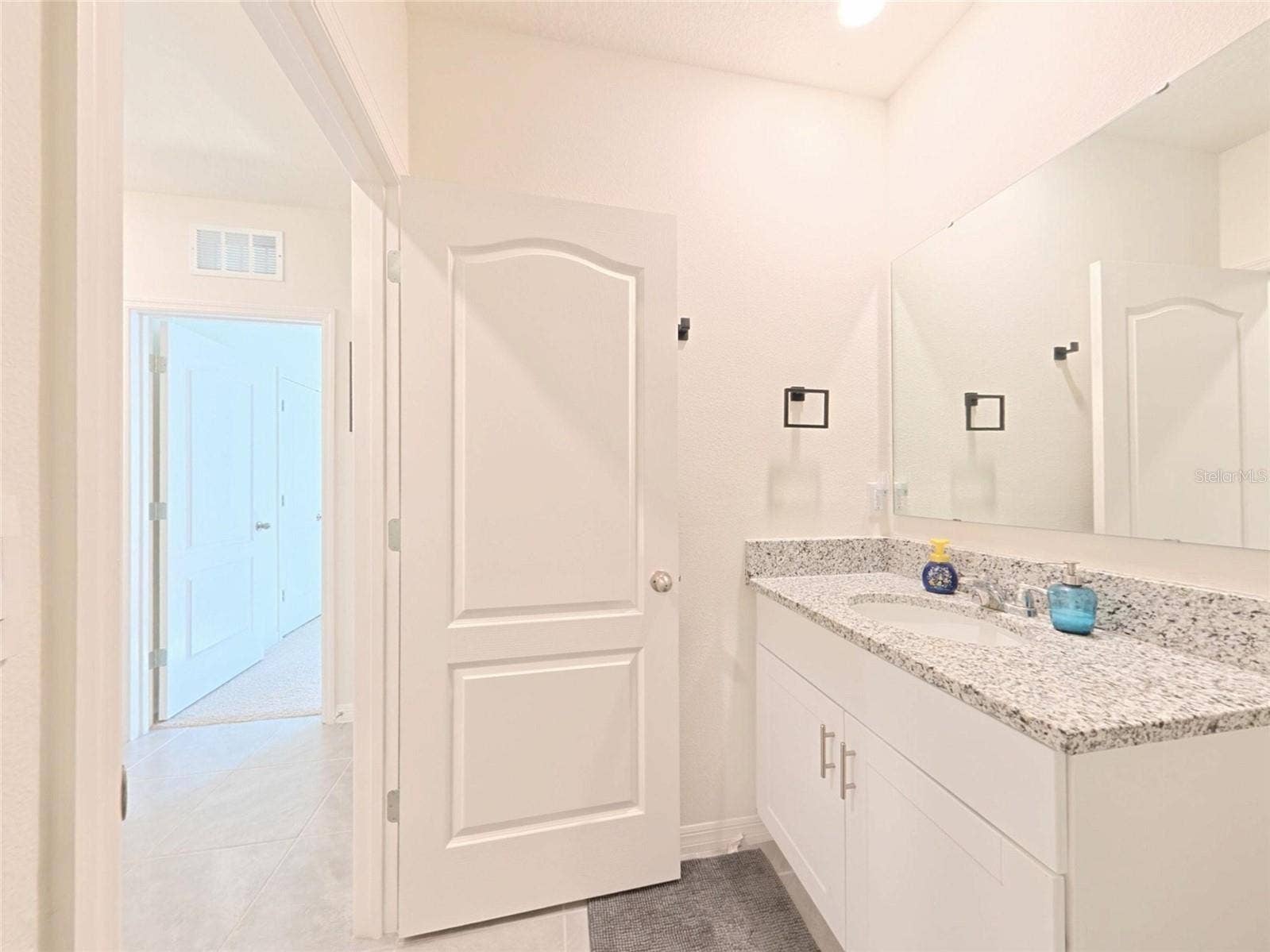 402 CHARLOTTE WAY, Deland, FL 32724 402 CHARLOTTE WAY, Deland, FL 32724