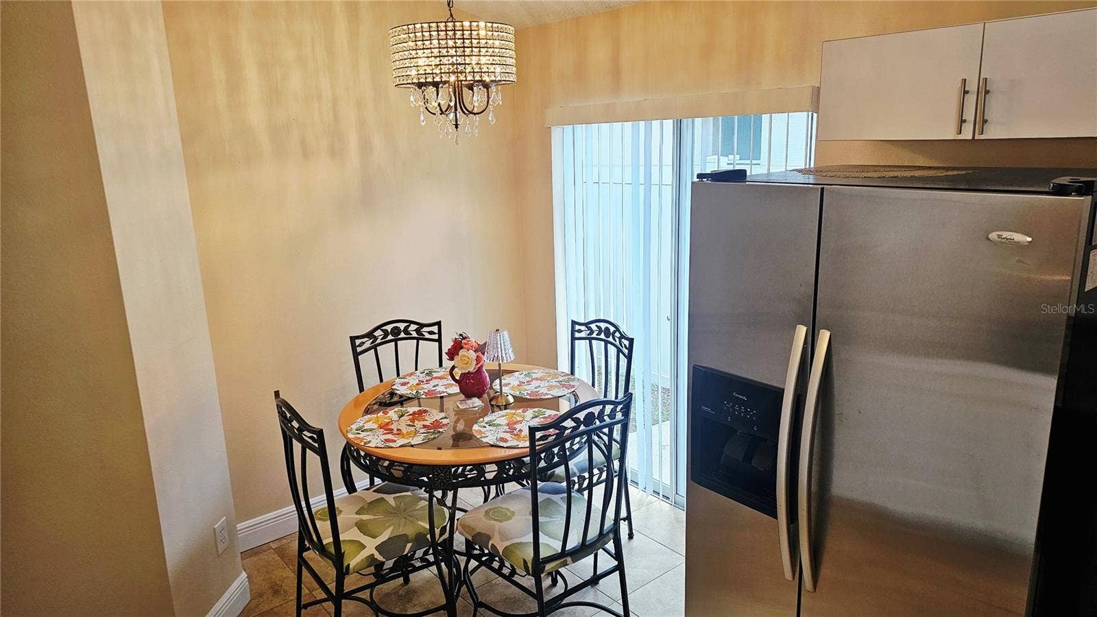 8632 FOLEY DRIVE, Orlando, FL 32825 Breakfast Nook & Patio Access