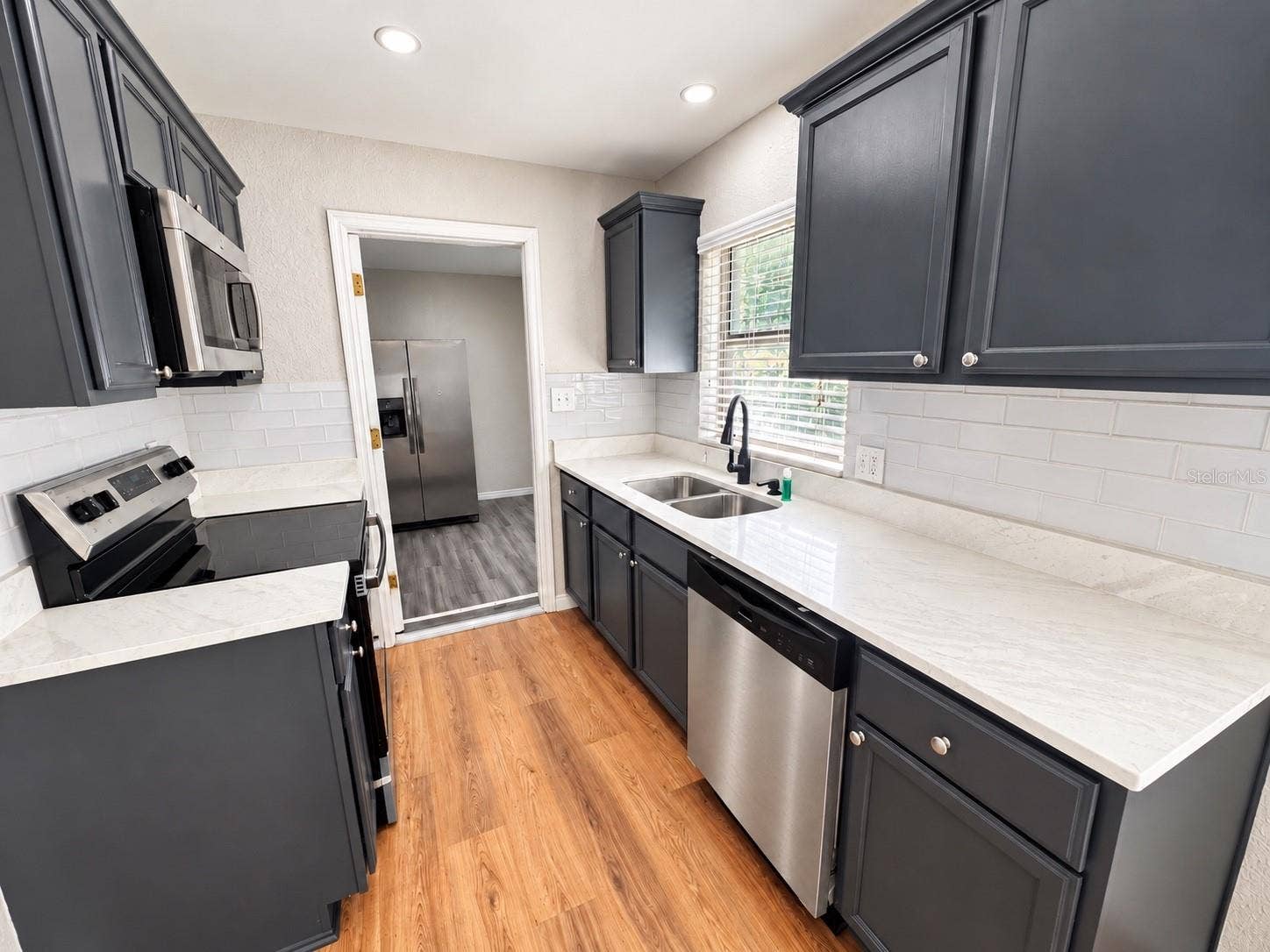4692 BARLEY STREET, Orlando, FL 32811 4692 BARLEY STREET, Orlando, FL 32811