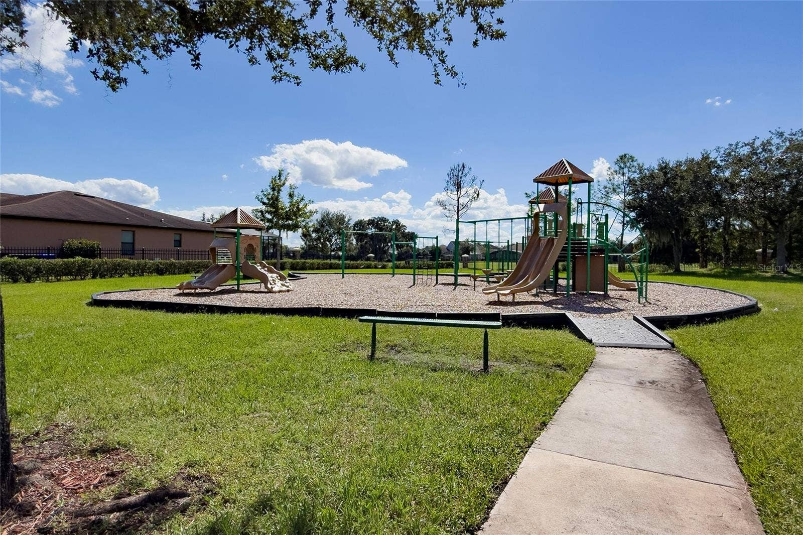 2111 DRIVE WAY, Kissimmee, FL 34746 2111 DRIVE WAY, Kissimmee, FL 34746