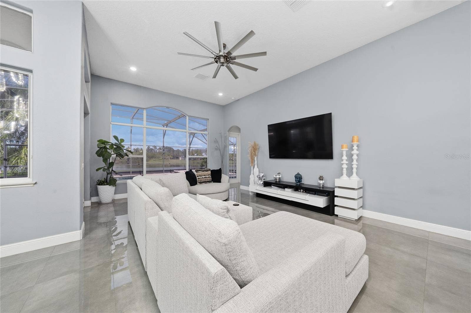 2111 DRIVE WAY, Kissimmee, FL 34746 2111 DRIVE WAY, Kissimmee, FL 34746