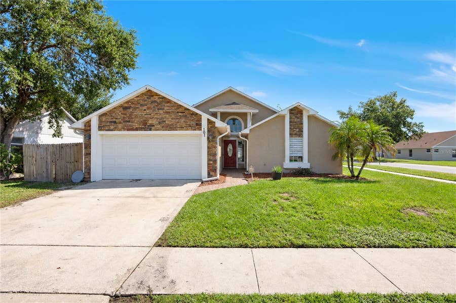 Property photo for 101 N ABERDEEN CIRCLE, Sanford, FL