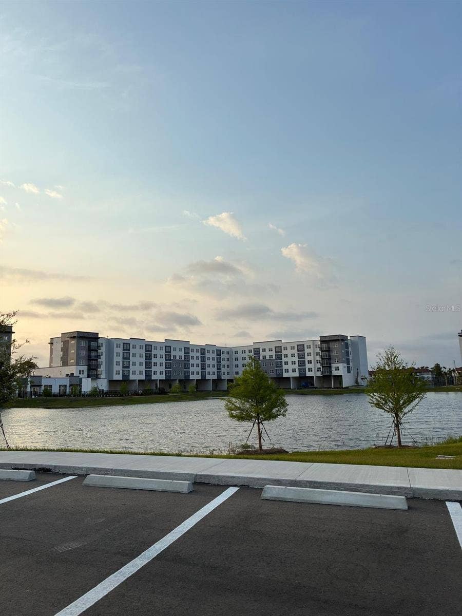 5563 MILLENIA BOULEVARD, #410, Orlando, FL 32839 5563 MILLENIA BOULEVARD, #410, Orlando, FL 32839