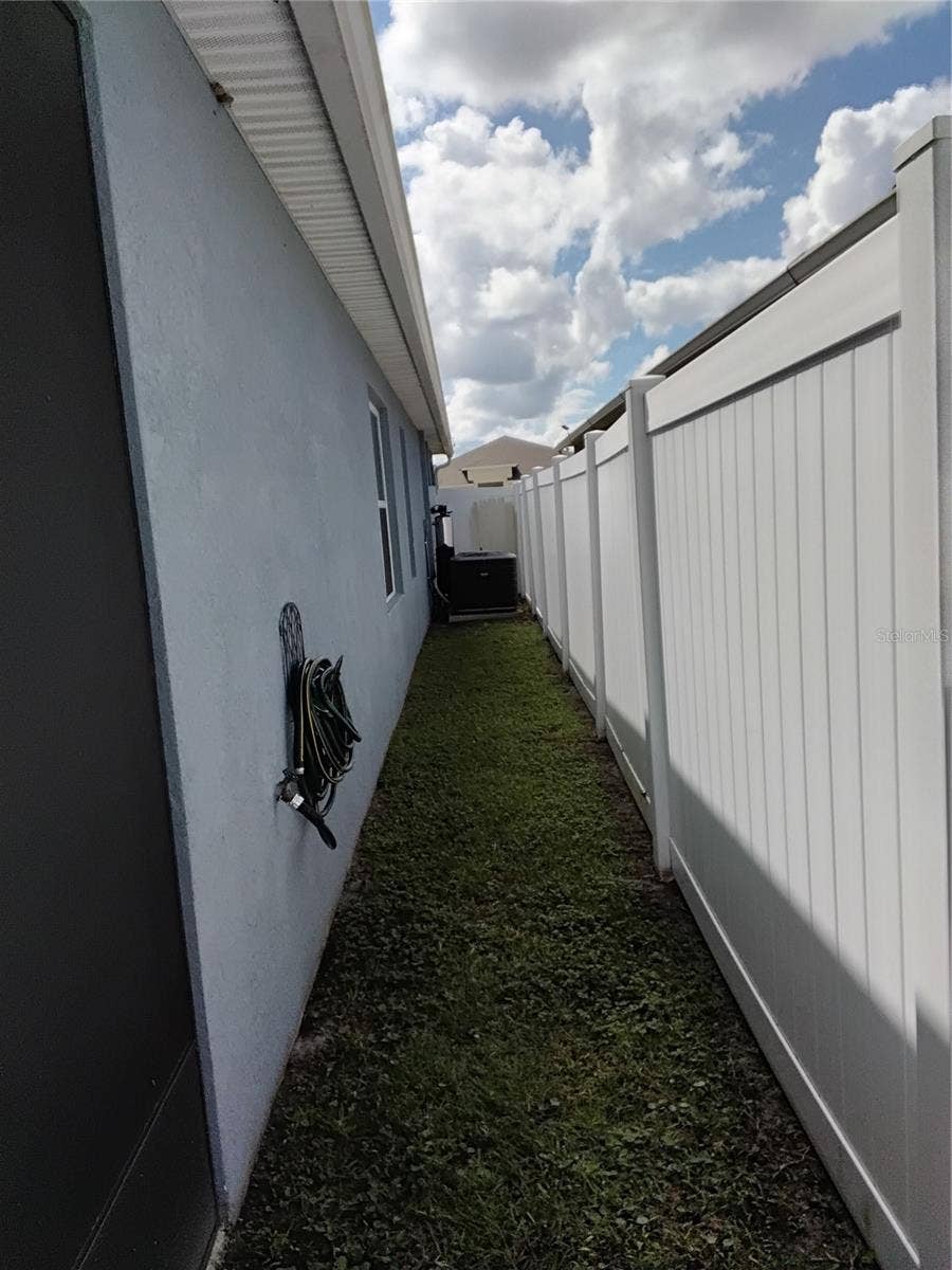 6771 GRACE HAMMOCK, St Cloud, FL 34773 6771 GRACE HAMMOCK, St Cloud, FL 34773