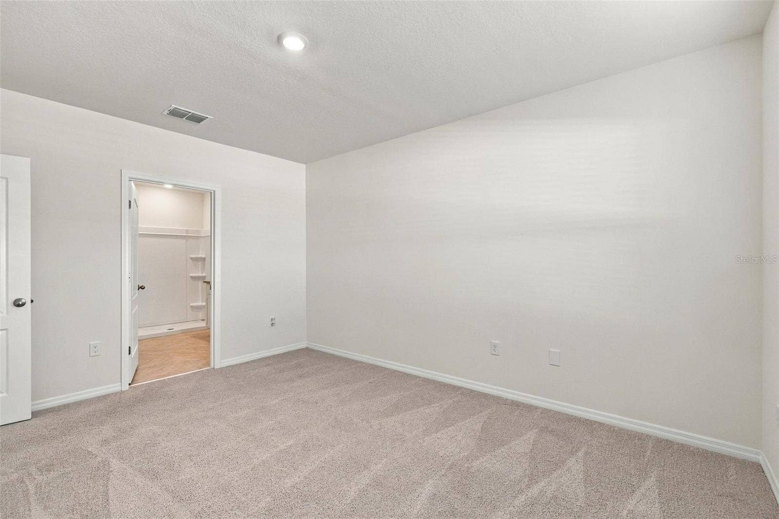 Master bedroom 3rd angle