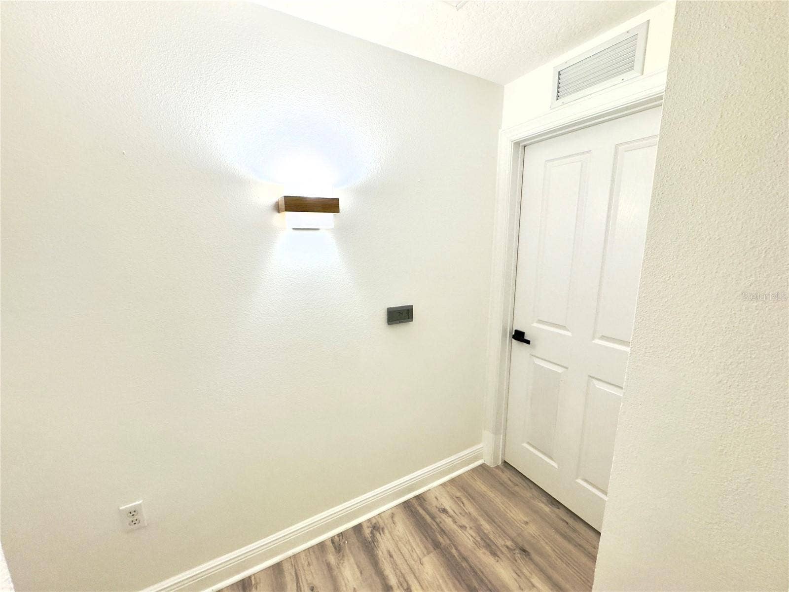 7653 HERITAGE CROSSING WAY, Reunion, FL 34747 7653 HERITAGE CROSSING WAY, Reunion, FL 34747
