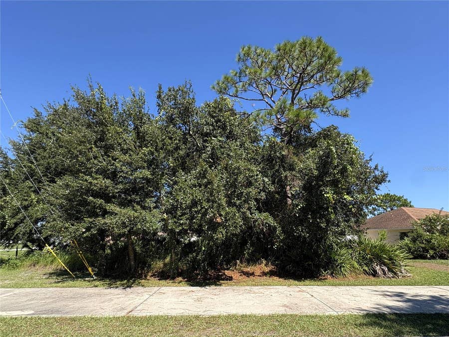 Property photo for 539 EAGLE COURT, #Lot 23, Poinciana, FL