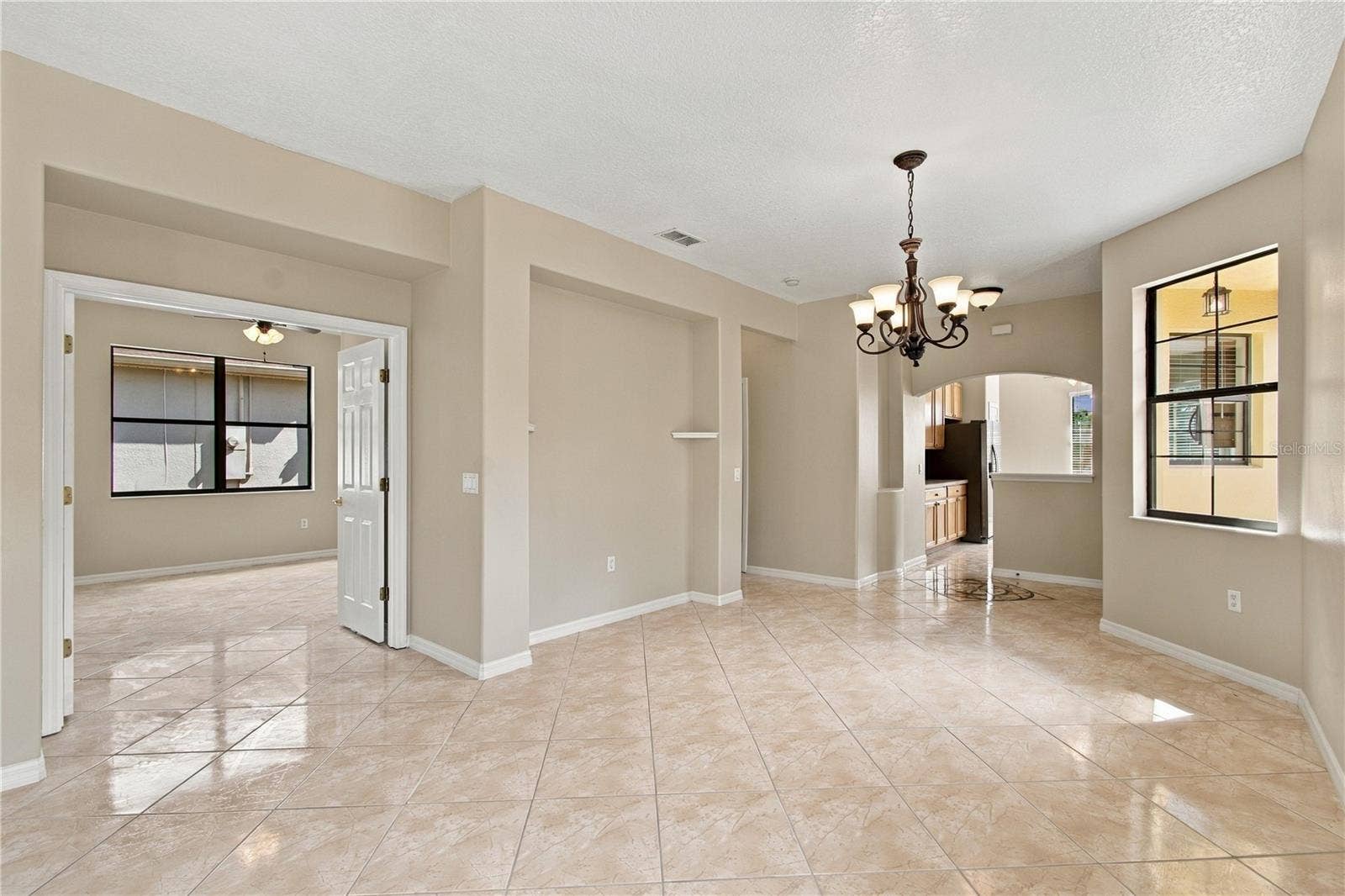 864 GRAND CANAL DR, Poinciana, FL 34759 Dining Room