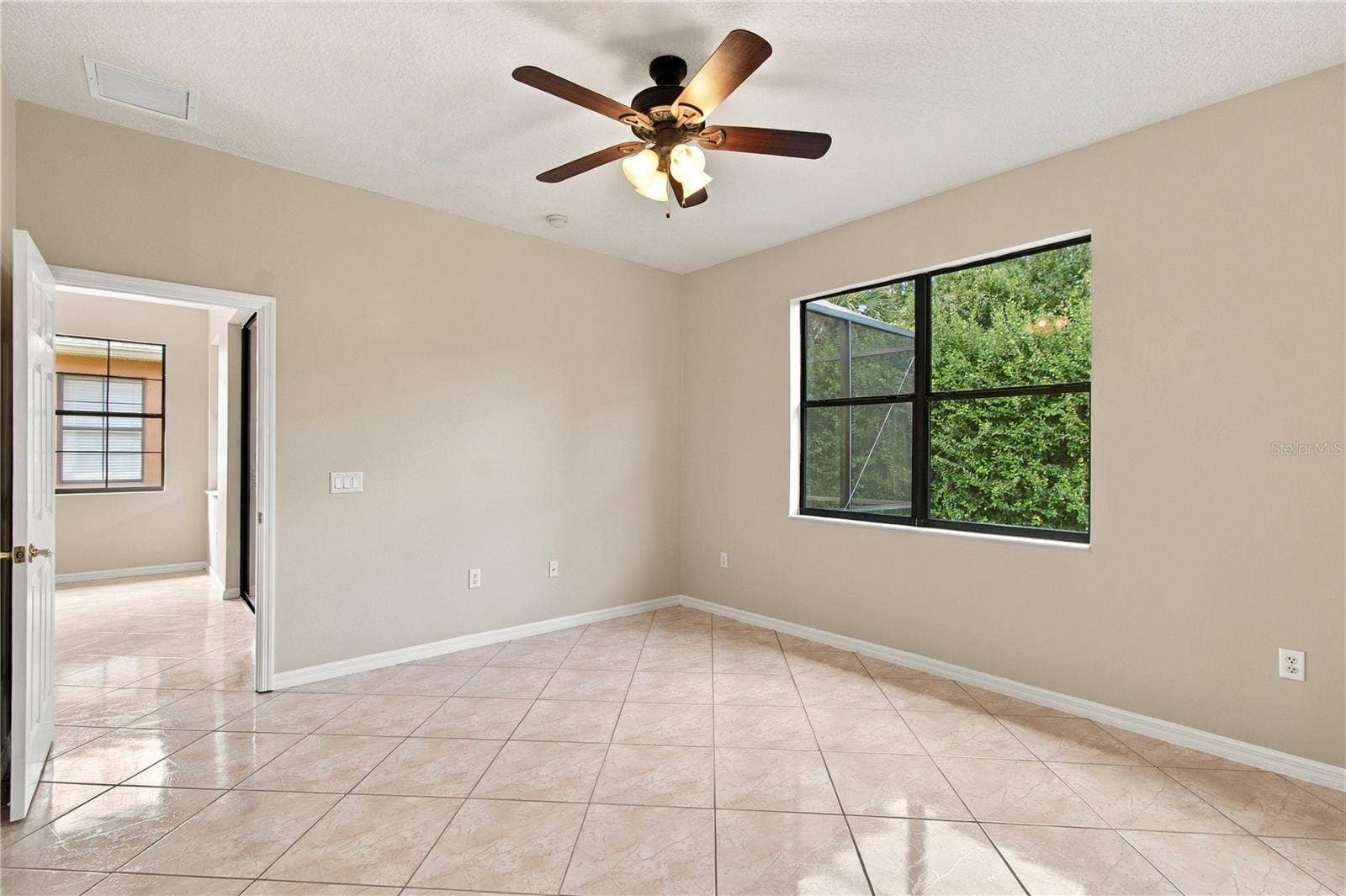 864 GRAND CANAL DR, Poinciana, FL 34759 864 GRAND CANAL DR, Poinciana, FL 34759