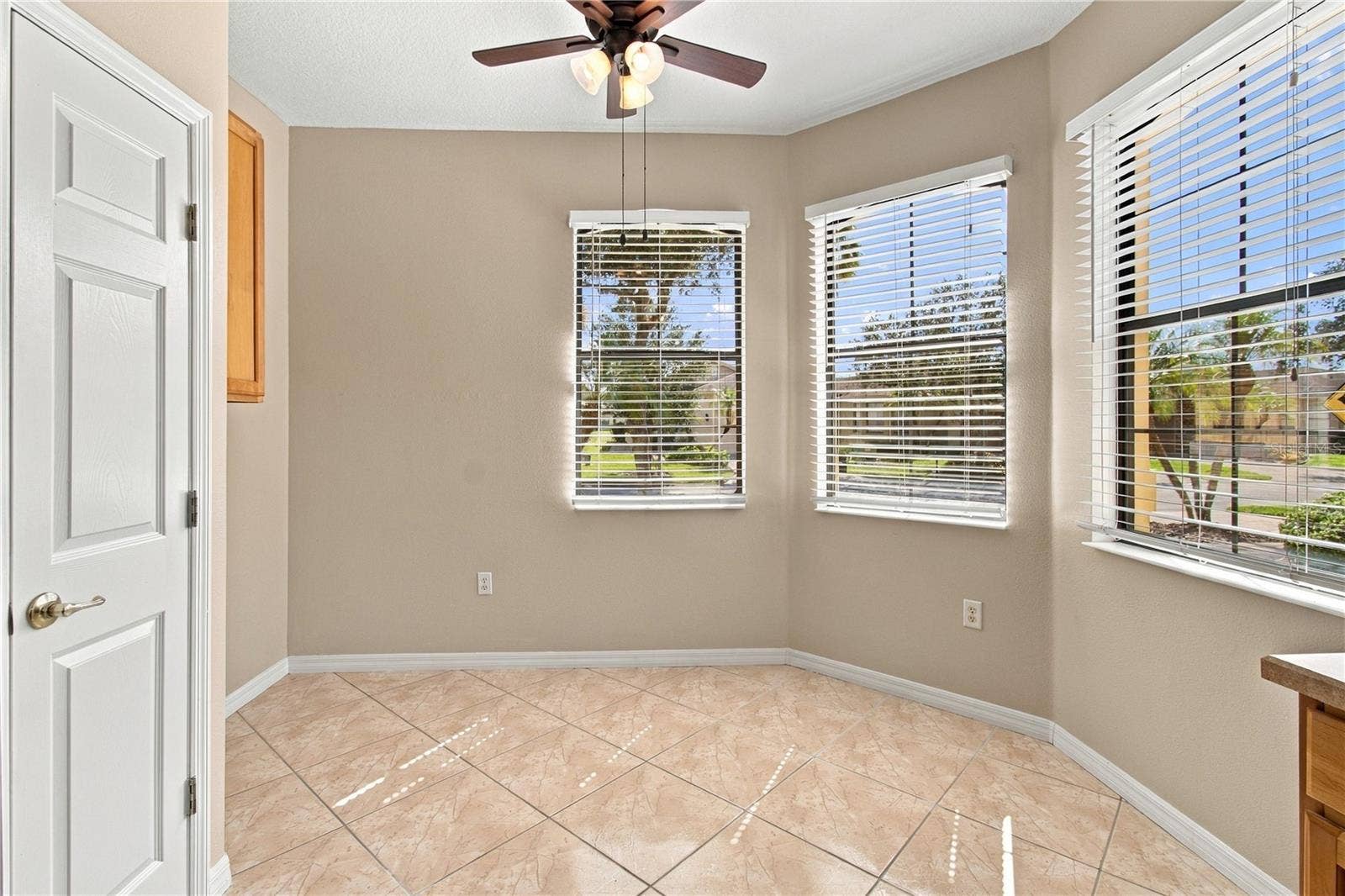864 GRAND CANAL DR, Poinciana, FL 34759 864 GRAND CANAL DR, Poinciana, FL 34759