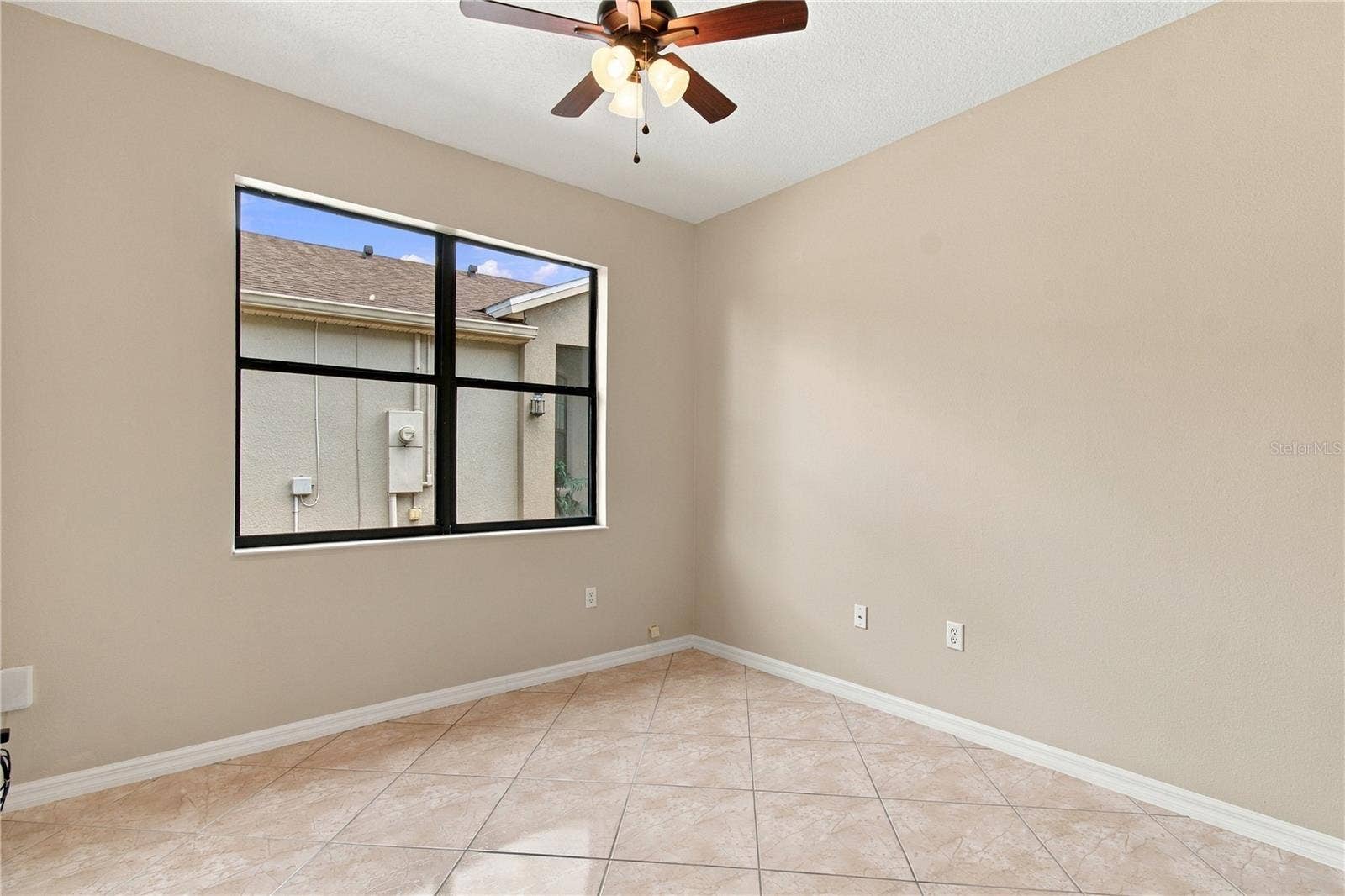 864 GRAND CANAL DR, Poinciana, FL 34759 864 GRAND CANAL DR, Poinciana, FL 34759