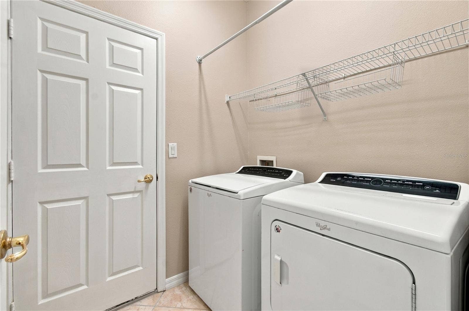 864 GRAND CANAL DR, Poinciana, FL 34759 Laundry Room