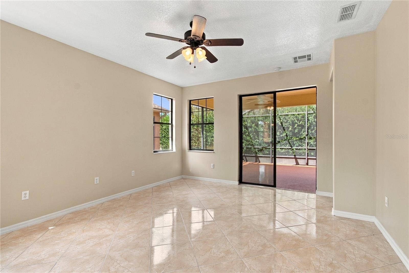 864 GRAND CANAL DR, Poinciana, FL 34759 864 GRAND CANAL DR, Poinciana, FL 34759