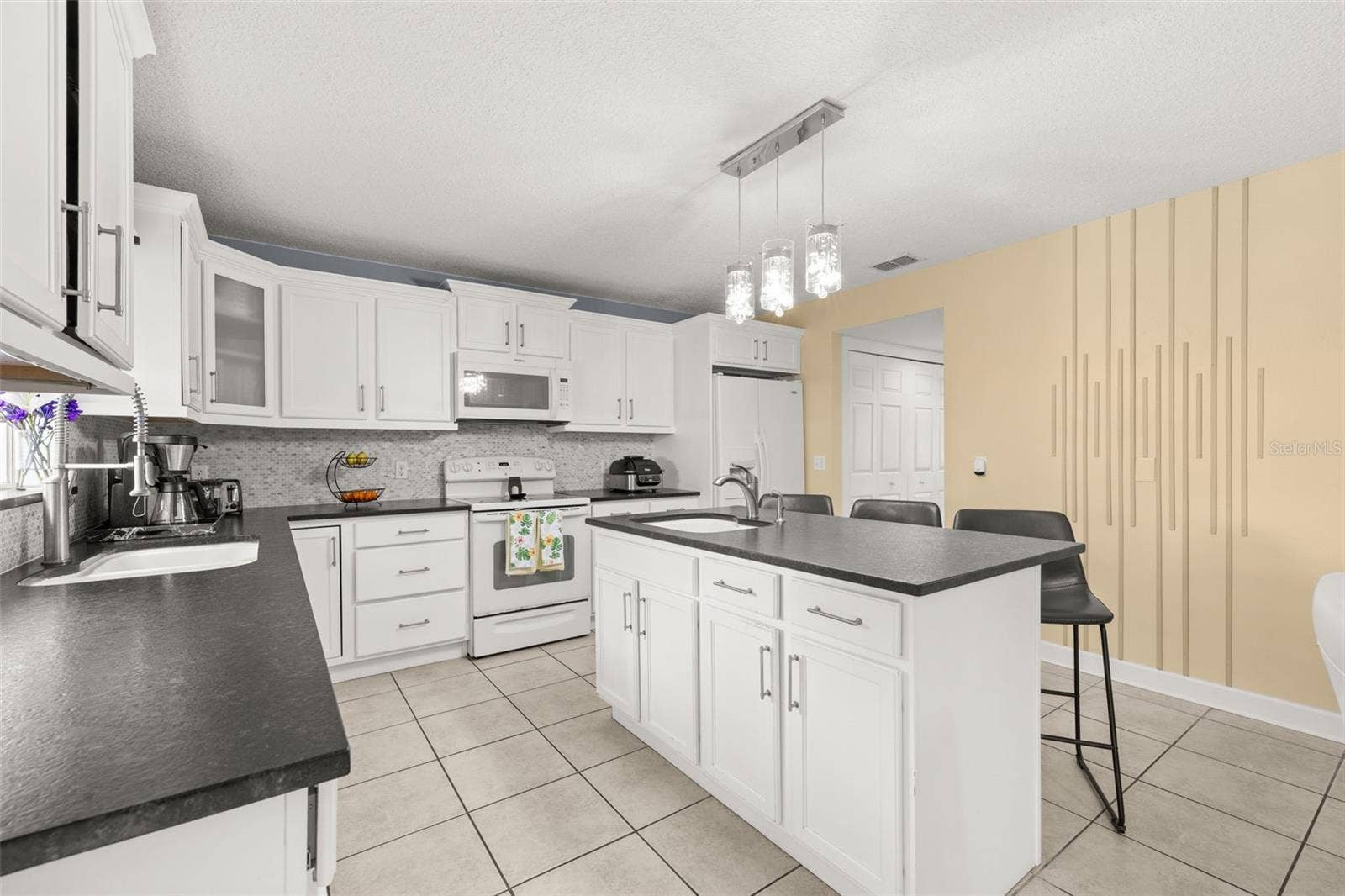 5253 SUNSET CANYON DRIVE, Kissimmee, FL 34758 5253 SUNSET CANYON DRIVE, Kissimmee, FL 34758