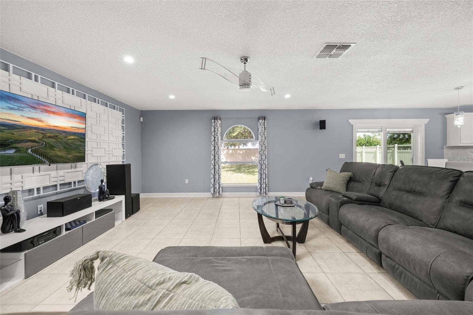 5253 SUNSET CANYON DRIVE, Kissimmee, FL 34758 5253 SUNSET CANYON DRIVE, Kissimmee, FL 34758